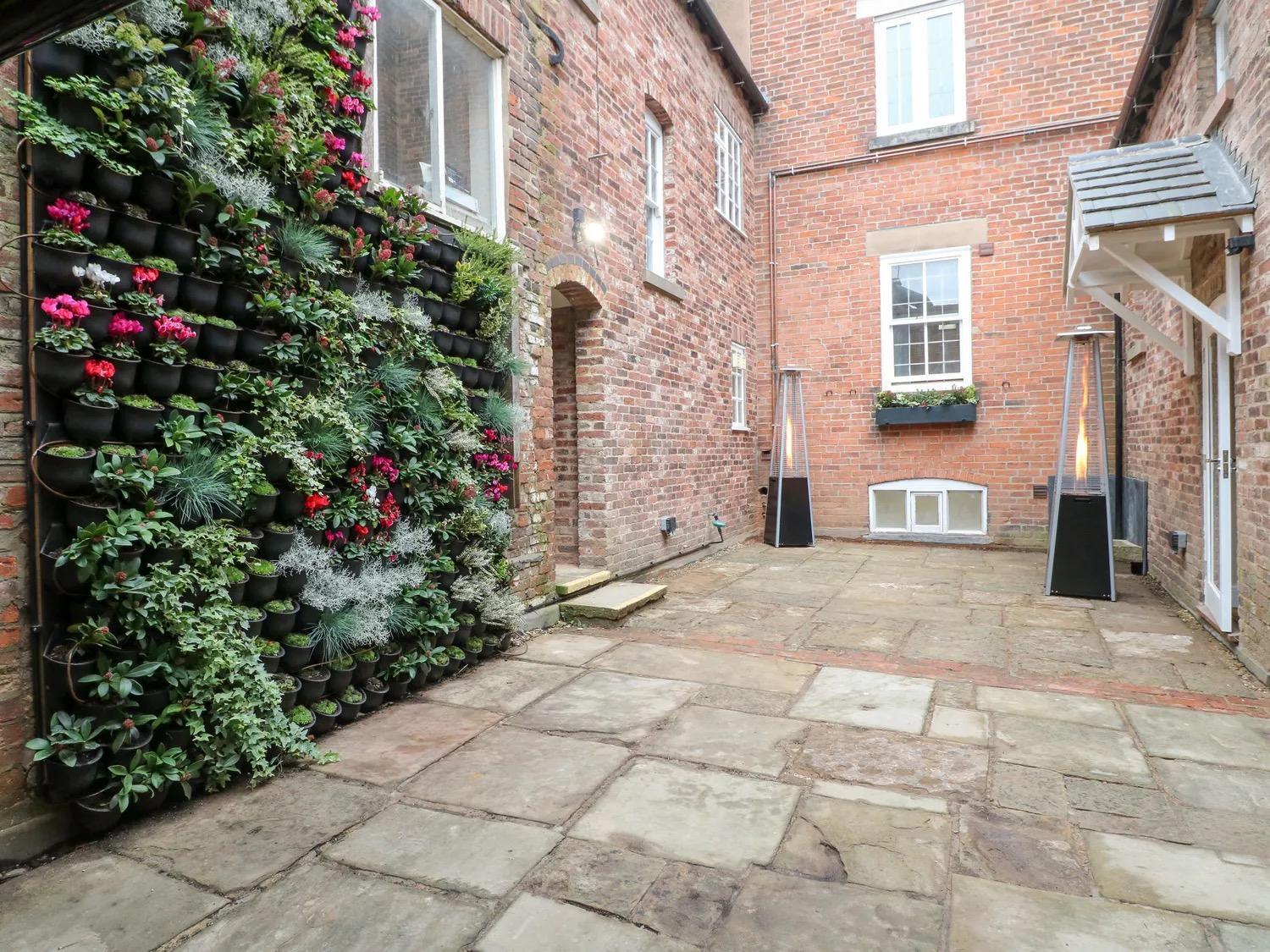 Ashbourne Luxury Suites Exterior foto