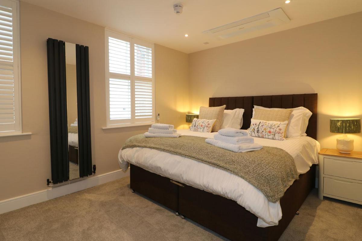 Ashbourne Luxury Suites Exterior foto